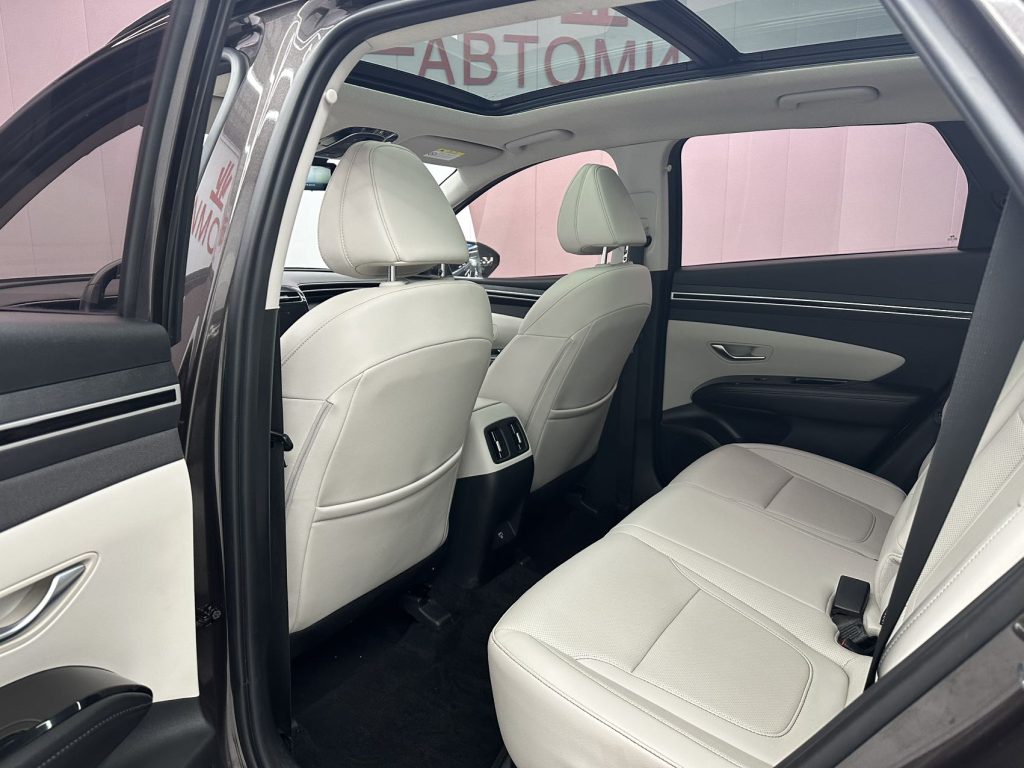 Hyundai Tucson 2021 Tucson L 1.5T DCT LUX Premium Edition - Huishida Trading