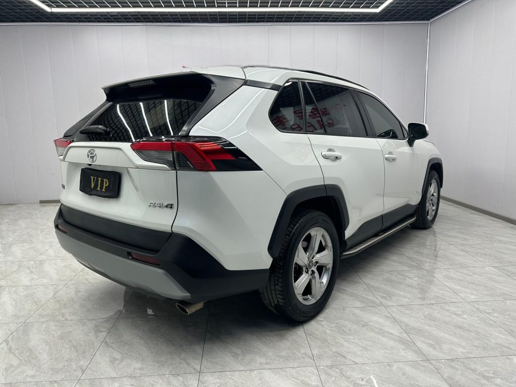 TOYOTA RAV4 RWD 2020 2.0L CVT 2WD Style PLUS Edition - Huishida Trading