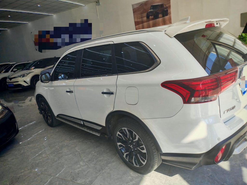Mitsubishi Outlander 2020 2.4L 4WD Enjoy Edition 5-местный - Huishida Trading