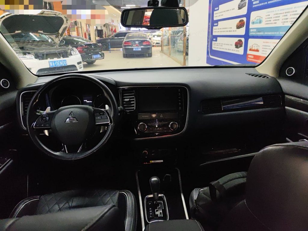 Mitsubishi Outlander 2020 2.4L 4WD Enjoy Edition 5-местный - Huishida Trading