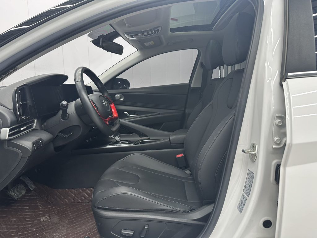Hyundai Elantra 2021 1.5L CVT LUX Premium - Huishida Trading