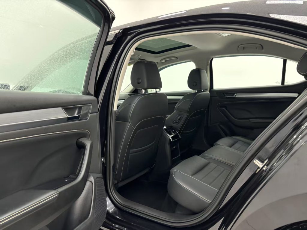 SKODA SUPERB 2021 TSI330 DSG Comfort Edition - Huishida Trading