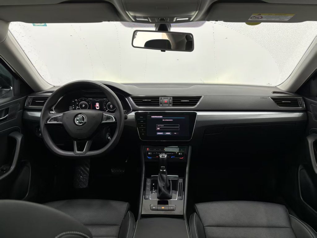 SKODA SUPERB 2021 TSI330 DSG Comfort Edition - Huishida Trading