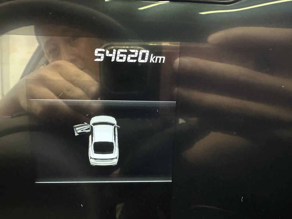 Hyundai Elantra 2021 1.5L CVT LUX Premium - Huishida Trading