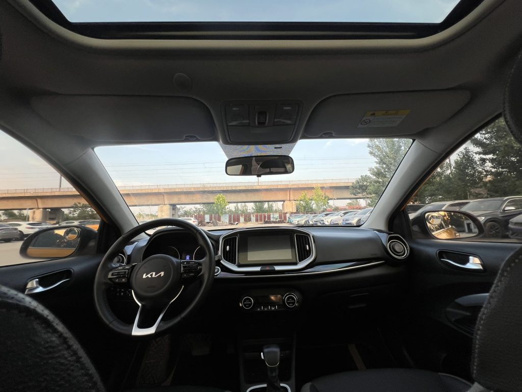 KX1 2021 1.4L CVT Interesting Sunroof Edition - Huishida Trading