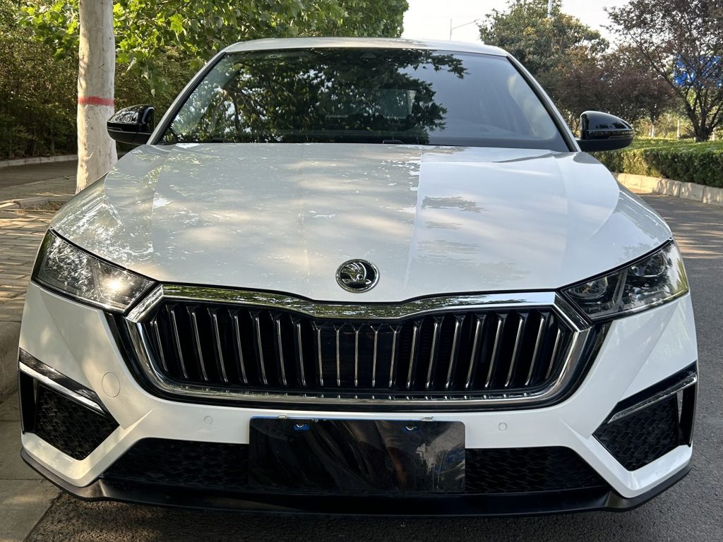 Octavia 2022 pro TSI280 Luxury Edition - Huishida Trading