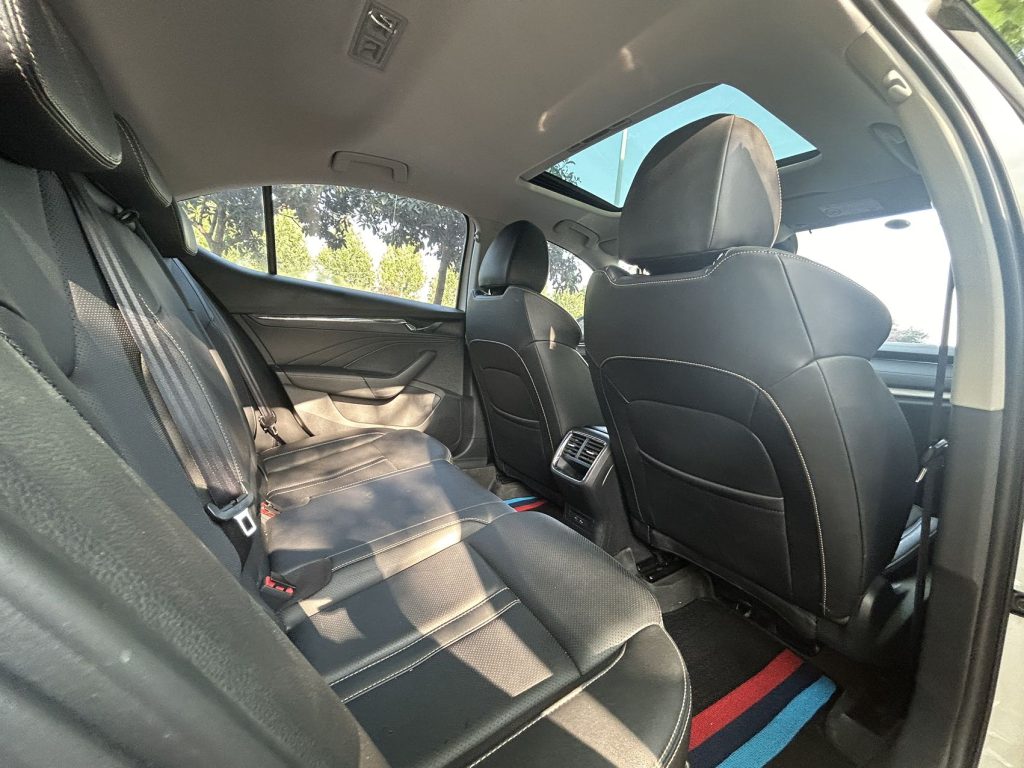 Octavia 2022 pro TSI280 Luxury Edition - Huishida Trading