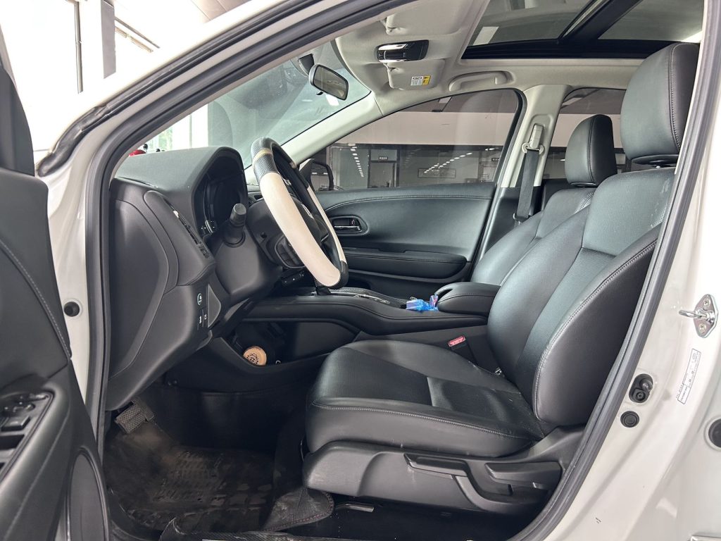 VEZEL 2020 1.5L CVT Luxury Edition - Huishida Trading