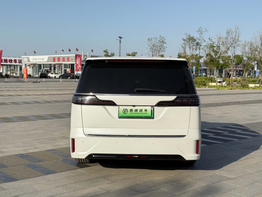 VOYAH DREAMPOWER 2022 Low Carbon Edition Dream+ Intelligence Package - Huishida Trading