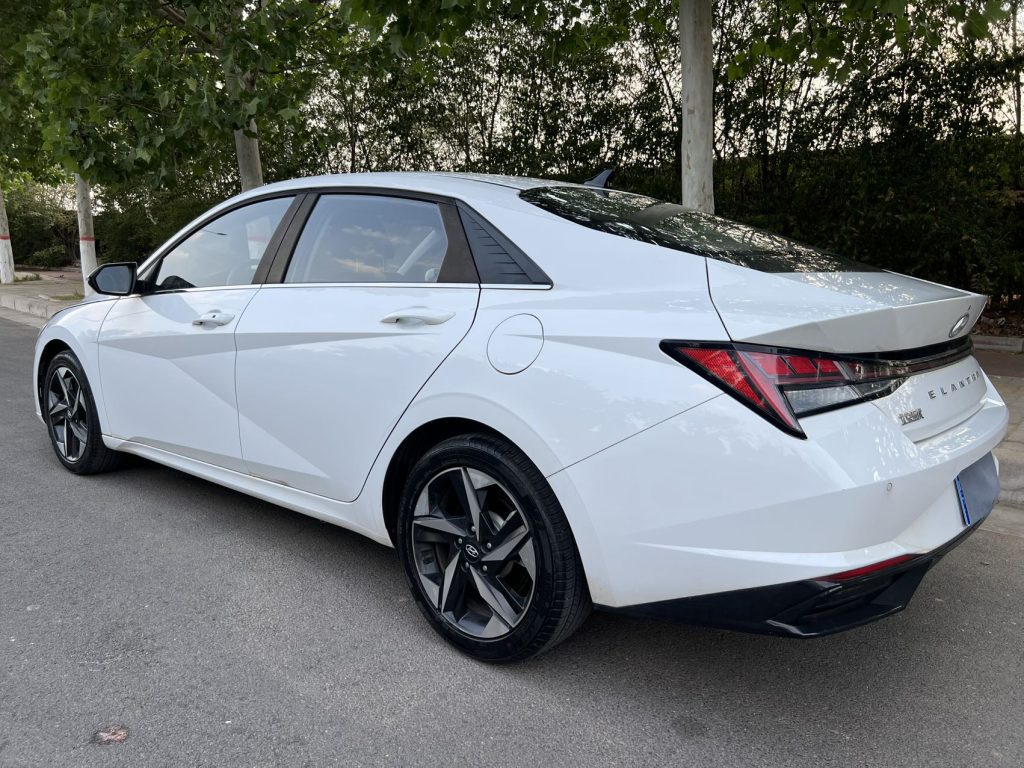 Elantra 2021 1.5L CVT LUX Premium Edition - Huishida Trading