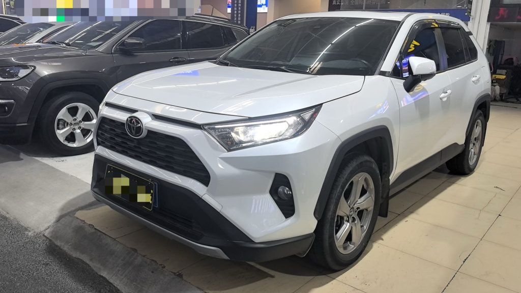 RAV4 2021 2.0L CVT 4WD Style Edition - Huishida Trading