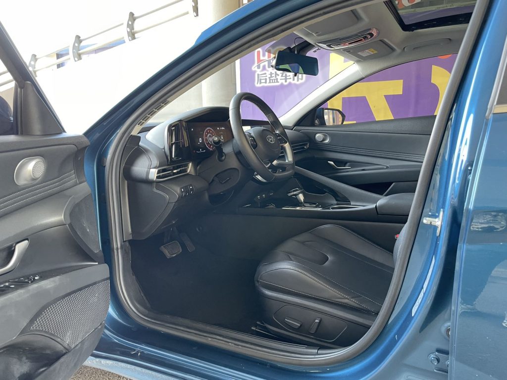 Hyundai Elantra 2021 1.5L CVT LUX Premium VI - Huishida Trading