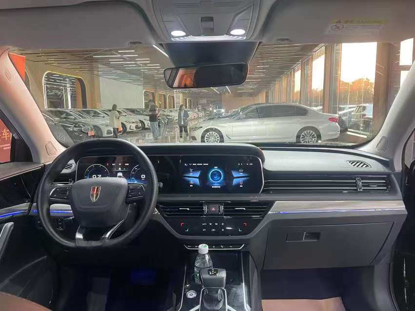 HONGQI HS5 2022 Модифицированный 2.0T Smartlink Flagship 4WD - Huishida Trading