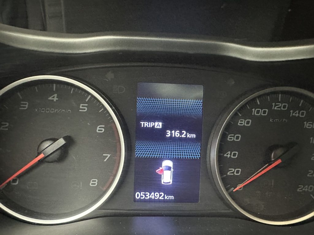Eclipse Cross 2021 1.5T CVT 2WD DREAM EDITION(2WD) - Huishida Trading
