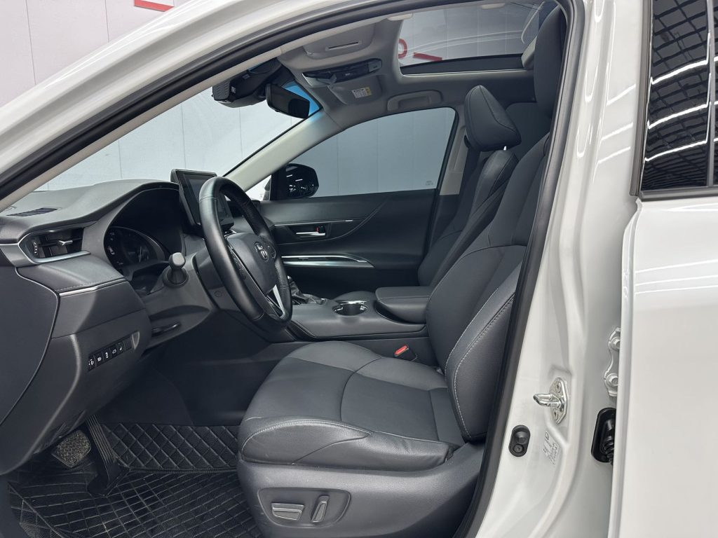 Toyota Visa 2022 2.0L CVT 2WD Deluxe - Huishida Trading