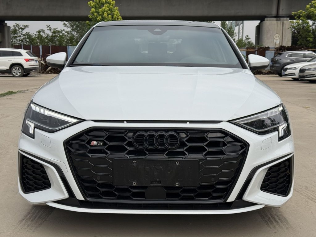 Audi A3 2021 A3L Limousine 35 TFSI Luxury Sport - Huishida Trading