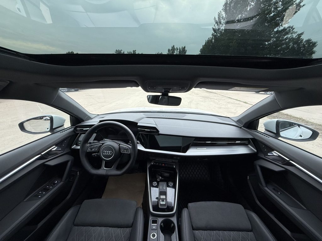 Audi A3 2021 A3L Limousine 35 TFSI Luxury Sport - Huishida Trading