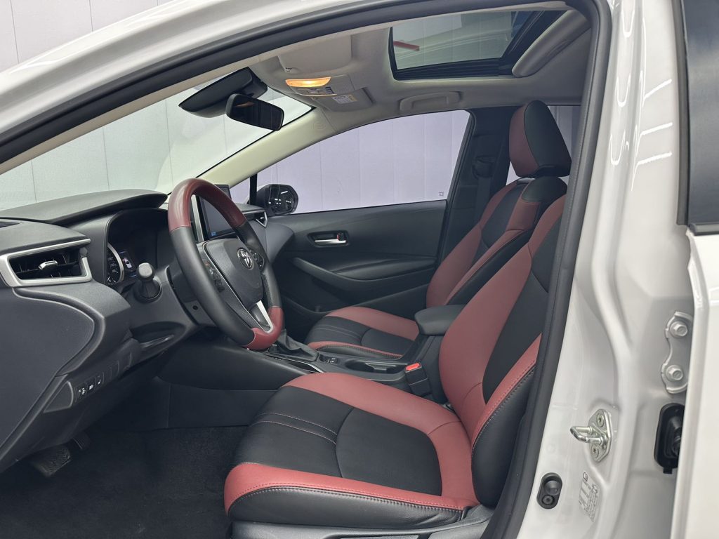 Toyota Corolla 2021 TNGA 1.5L CVT Elite（2WD) - Huishida Trading