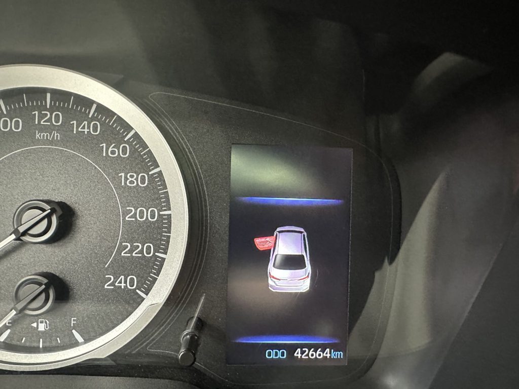 Toyota Corolla 2021 TNGA 1.5L CVT Elite（2WD) - Huishida Trading