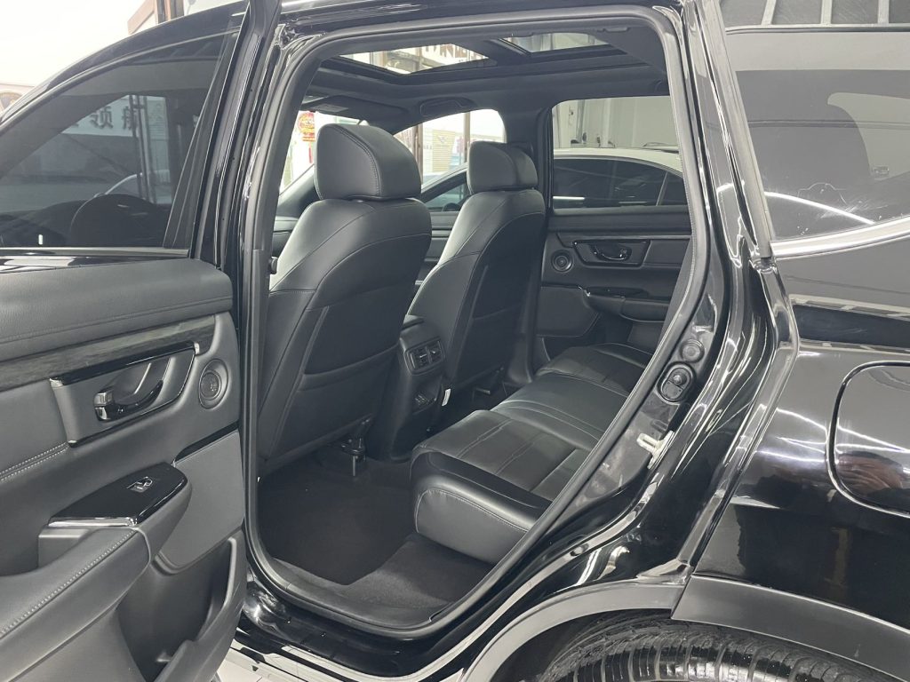 Honda CRV 2021 240TURBO CVT 2WD Blackadder Edition - Huishida Trading
