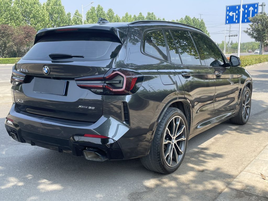 BMW X3 2022 xDrive30i Лидерство M Obsidian Package - Huishida Trading