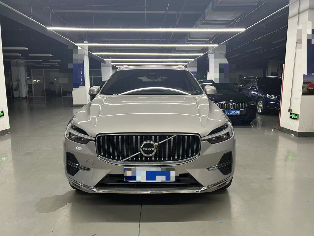 Volvo XC60 2023 B5 4WD Intelligent Luxury Edition - Huishida Trading