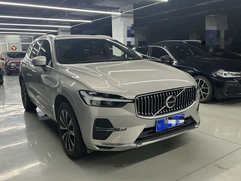 Volvo XC60 2023 B5 4WD Intelligent Luxury Edition - Huishida Trading