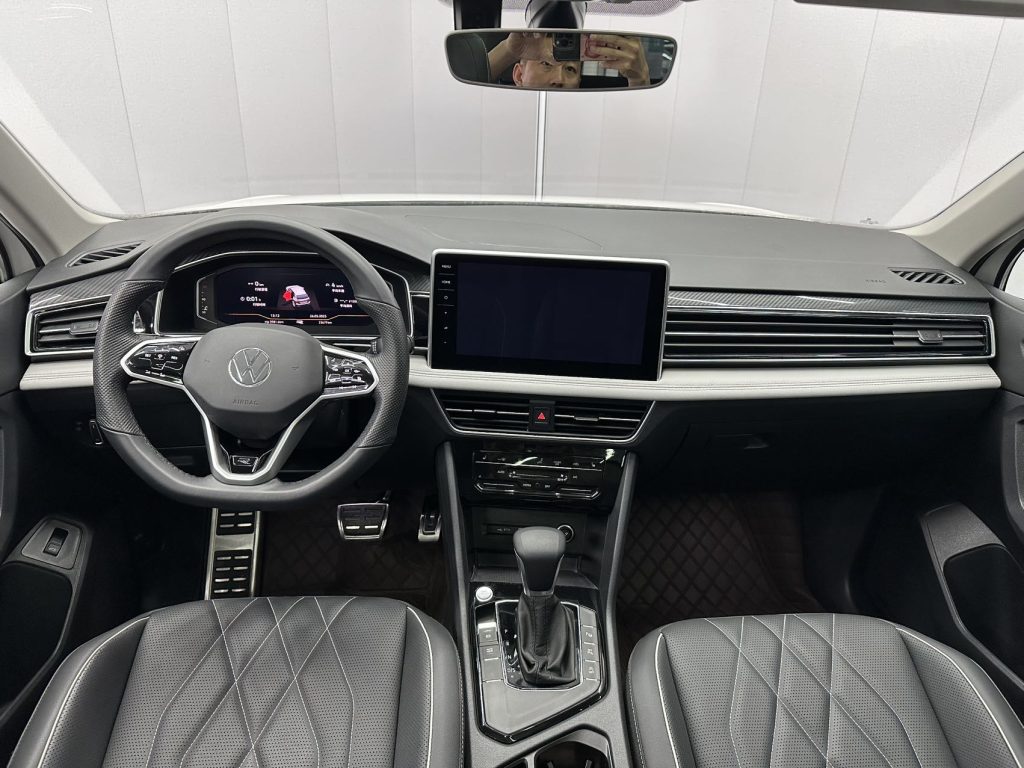 Volkswagen Tiguan L 2021 330TSI Auto 2WD R-Line - Huishida Trading