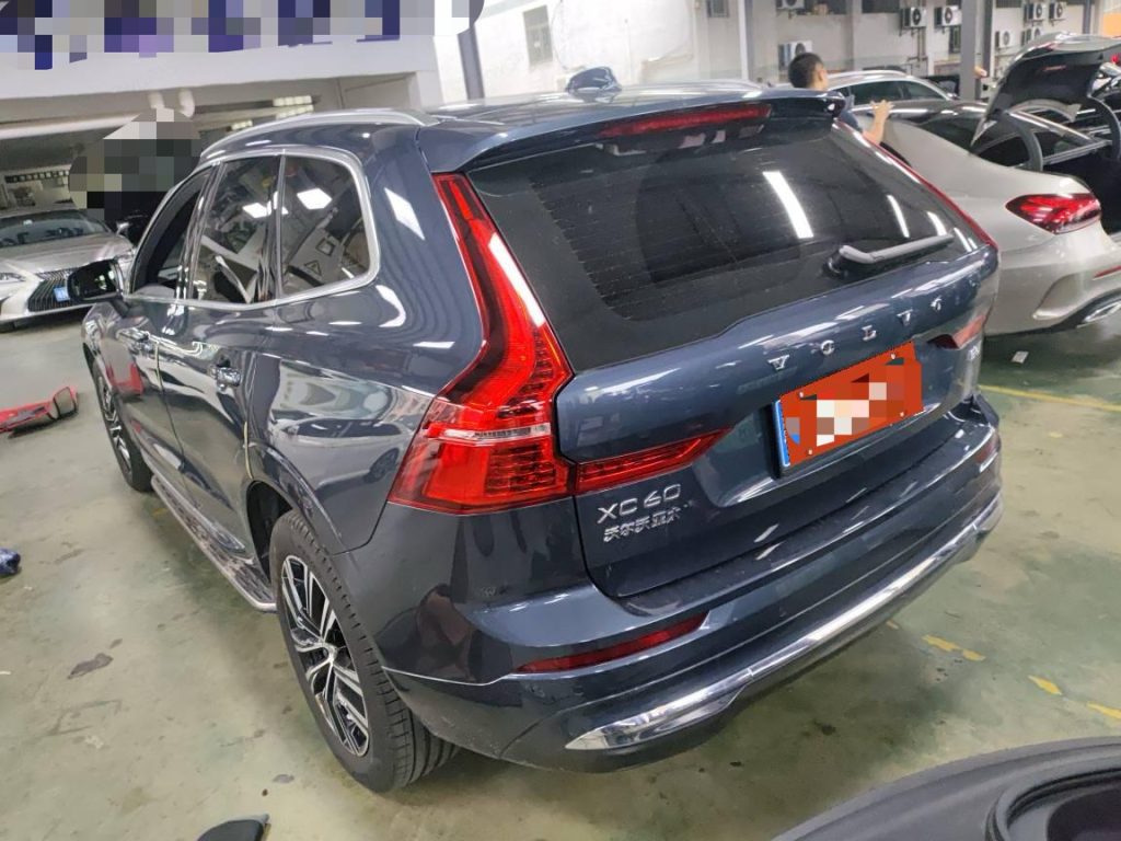 Volvo XC60 2022 B5 4WD Intelligent Luxury - Huishida Trading