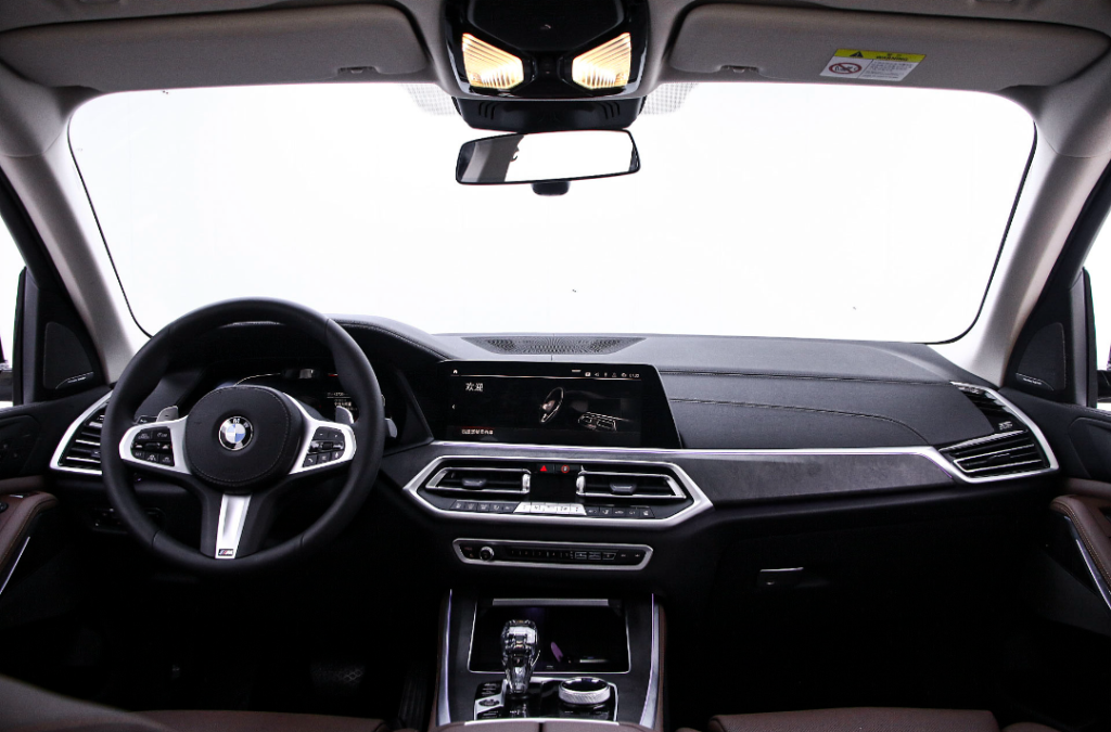 BMW X5 2022 xDrive40i Premium M Sport Package - Huishida Trading