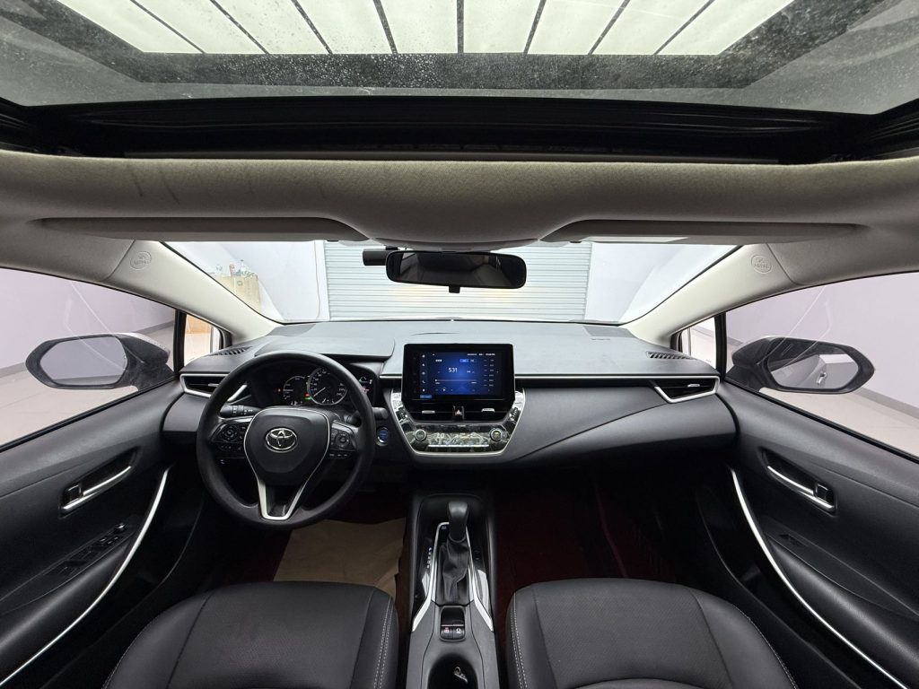 Toyota Corolla 2021 Двухцилиндровый двигатель 1,8 л E-CVT Elite - Huishida Trading