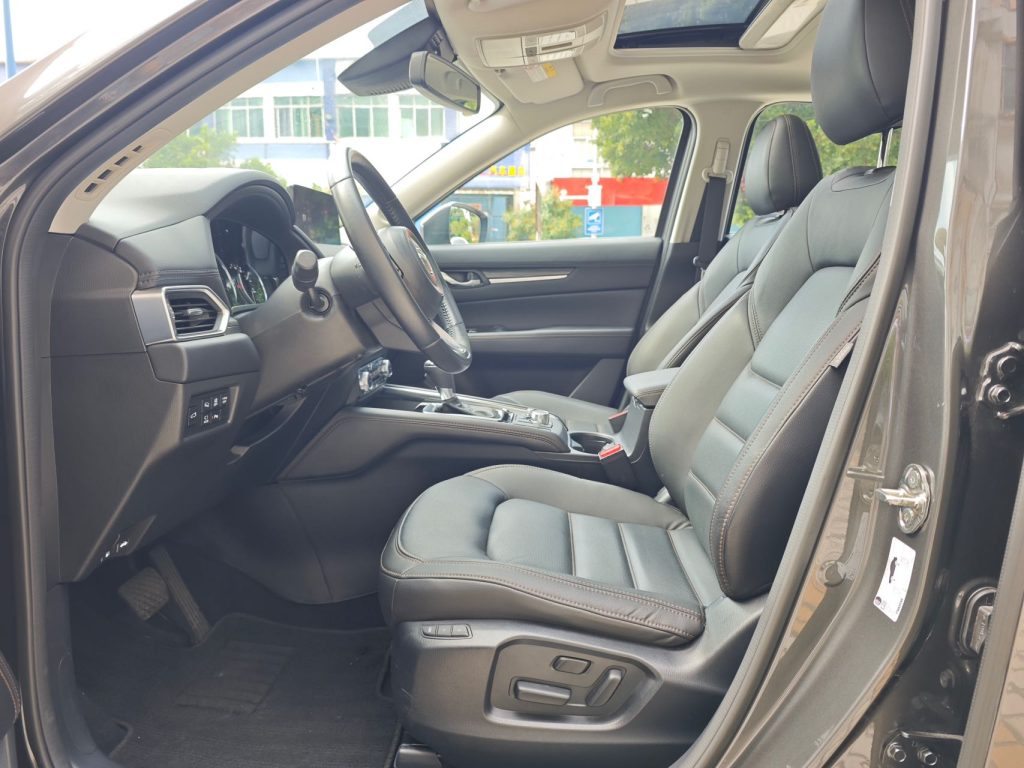 Mazda CX5 2022 2.5L Automatic 4WD Premium - Huishida Trading