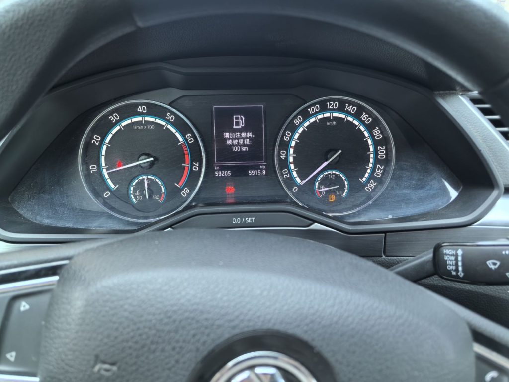 SUPERB 2019 Facelift Comfort - Huishida Trading