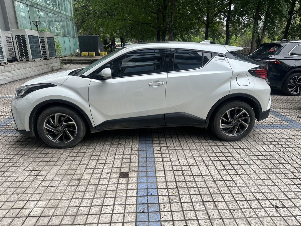 CHR 2021 2.0L Luxury Edition - Huishida Trading