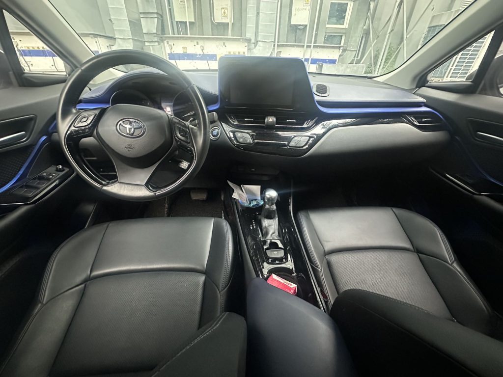 CHR 2021 2.0L Luxury Edition - Huishida Trading