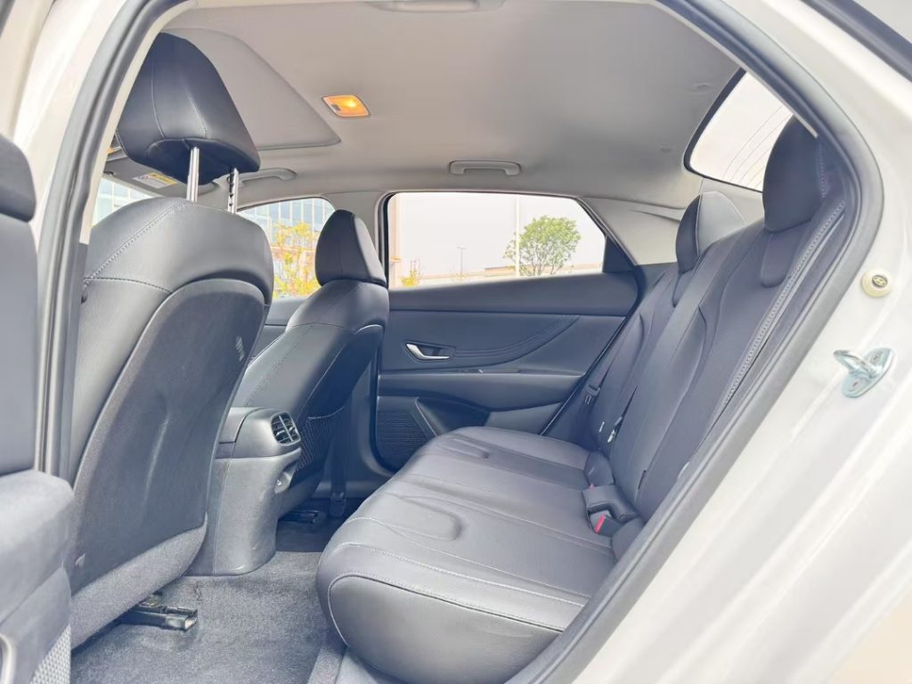 Hyundai Elantra 2021 1.5L CVT LUX Premium - Huishida Trading