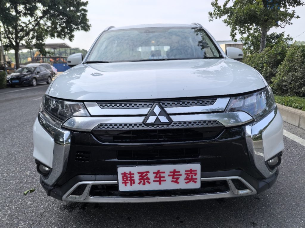 Mitsubishi Outlander 2020 4WD Enjoy Edition 5-местный - Huishida Trading