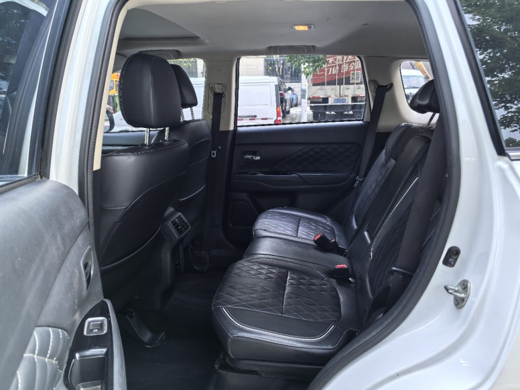 Mitsubishi Outlander 2020 4WD Enjoy Edition 5-местный - Huishida Trading