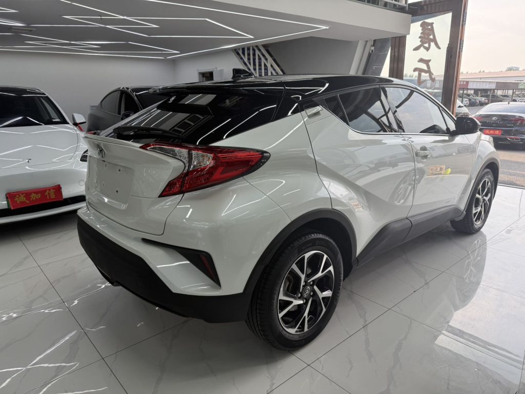 Toyota C-HR 2021 2.0L Deluxe - Huishida Trading