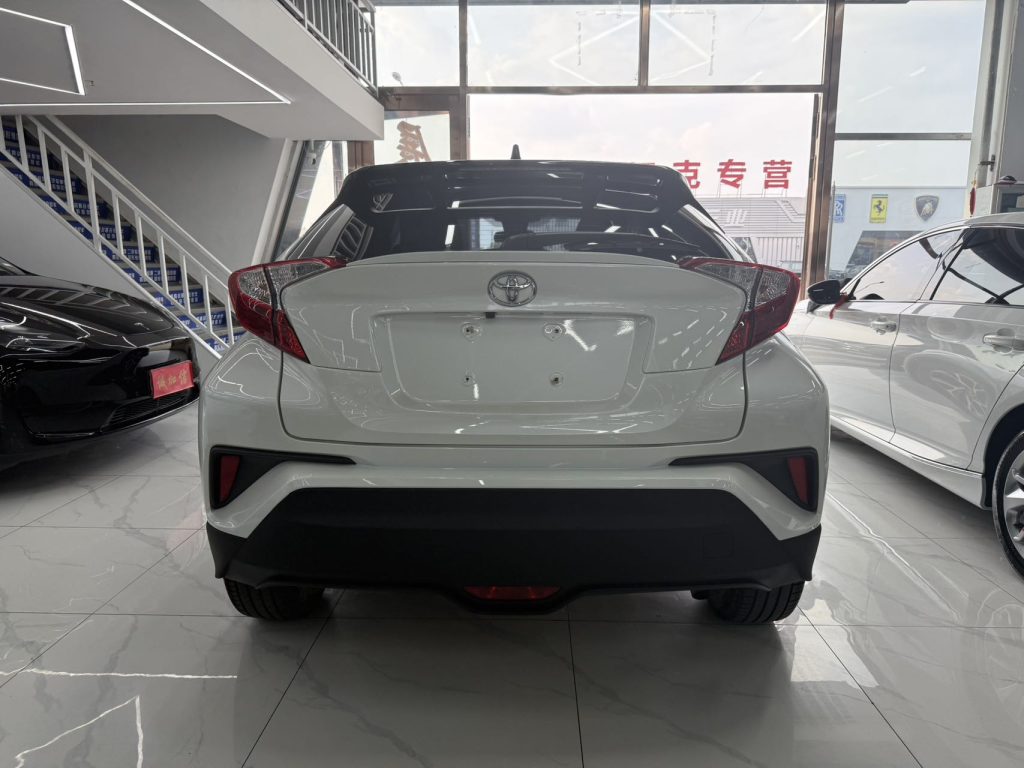 Toyota C-HR 2021 2.0L Deluxe - Huishida Trading