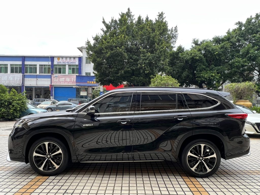 Toyota CROWN KLUGER 2021 2.5L HEV 4WD Premium Edition - Huishida Trading