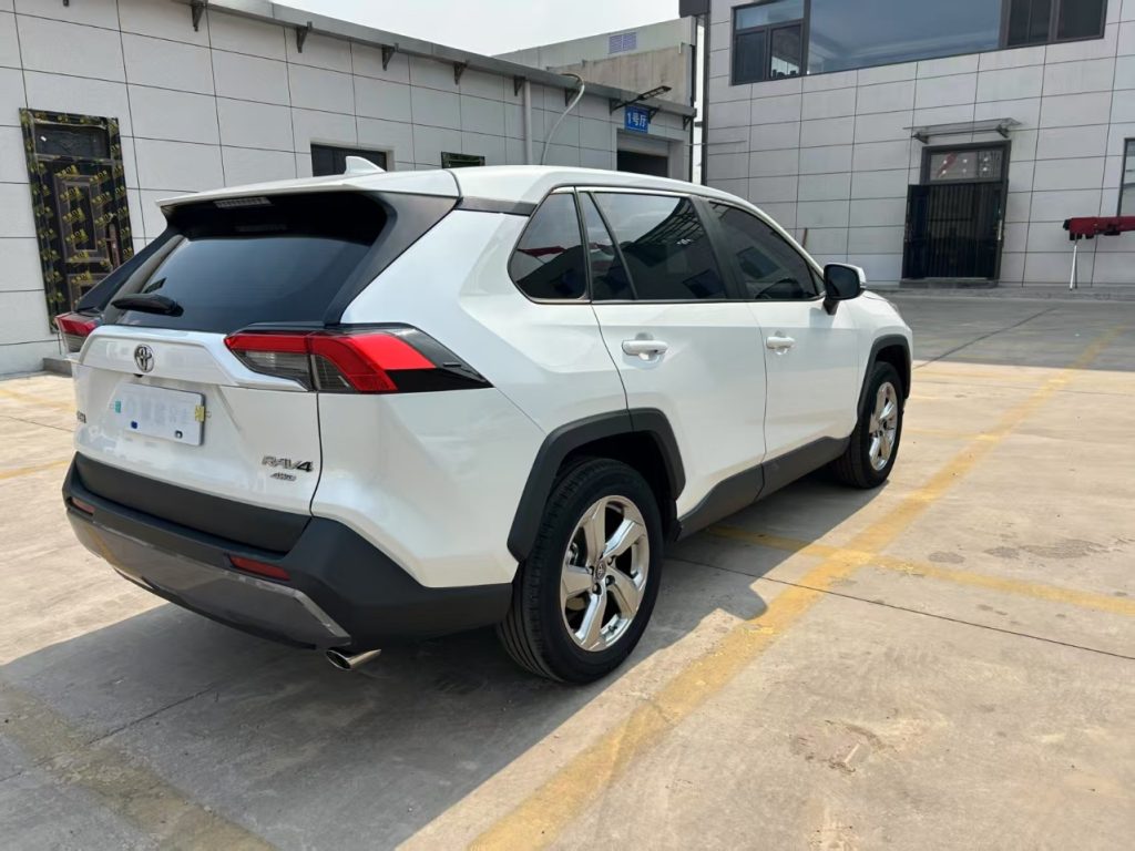 Toyota RAV4 2022 4WD Style Edition - Huishida Trading