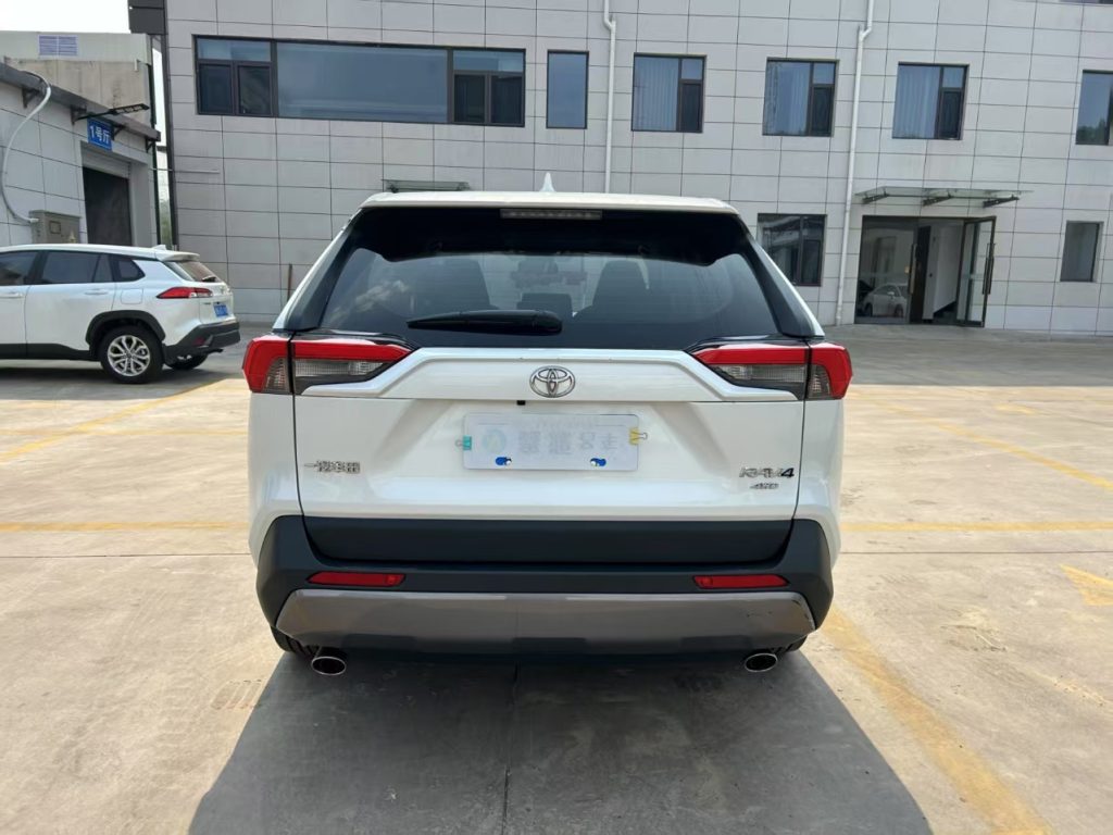 Toyota RAV4 2022 4WD Style Edition - Huishida Trading