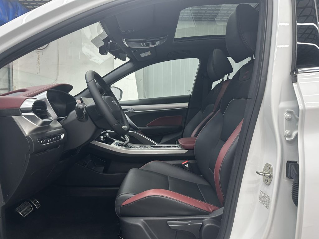 Geely Coolray 2020 PRO 260T DCT Knight (2WD) - Huishida Trading