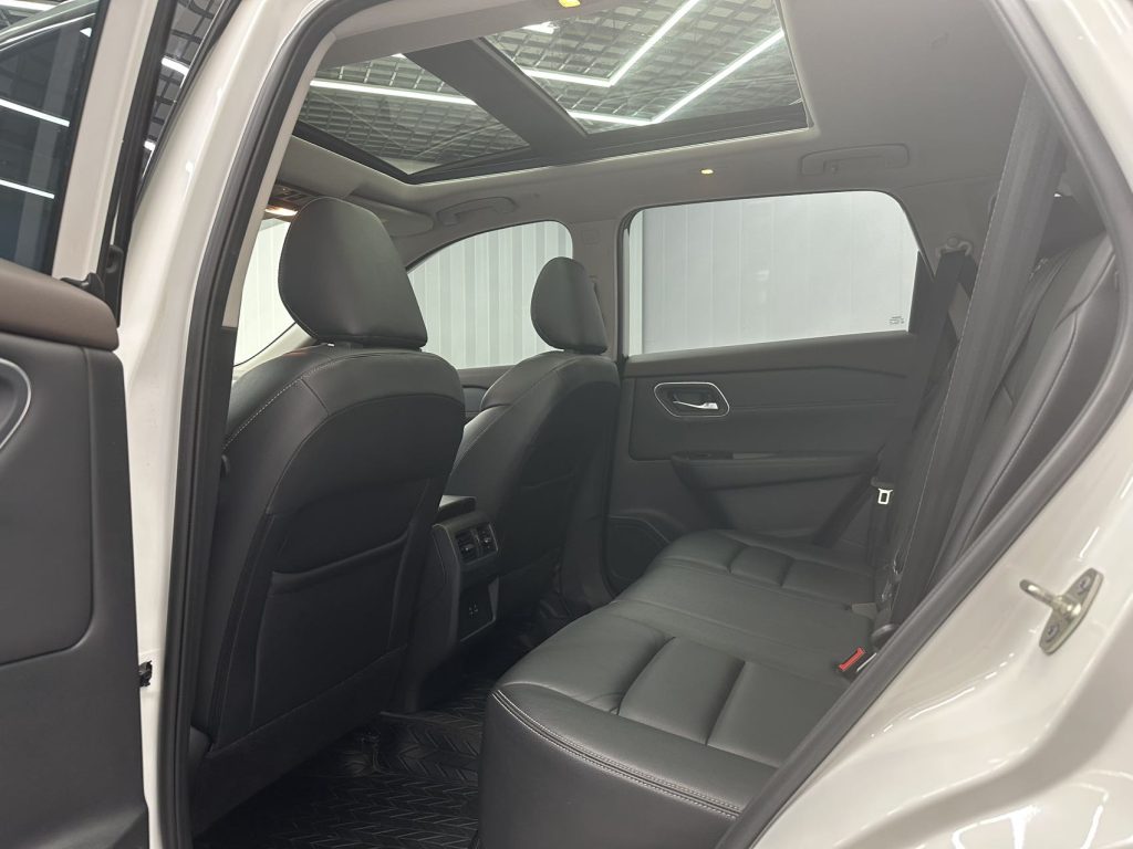 Nissan X-TRAIL 2021 VC-Turbo 300 CVT 2WD Luxury Edition - Huishida Trading