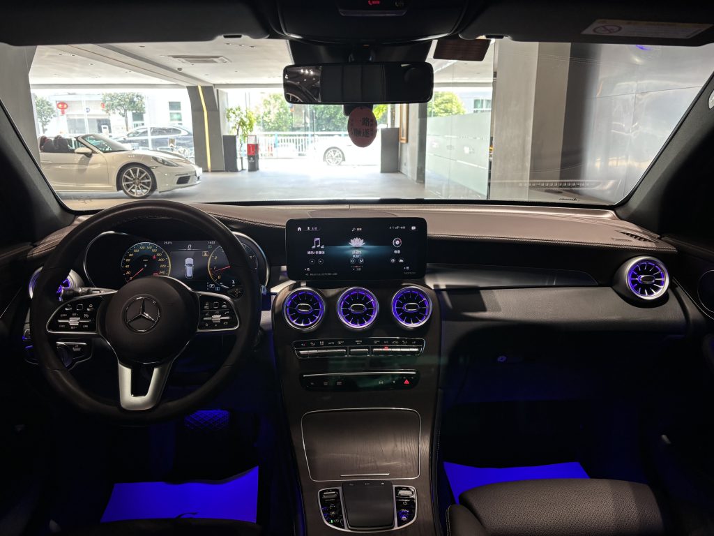 Mercedes Benz GLC 2022 Модифицированный GLC 300 L 4MATIC Dynamic - Huishida Trading