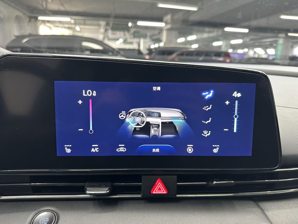 Hyundai Elantra 2021 240TGDi DCT LUX Premium - Huishida Trading