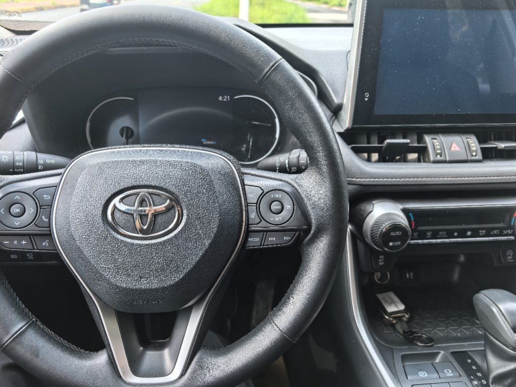 Toyota RAV4 2021 2.0L CVT 2WD Style Edition - Huishida Trading