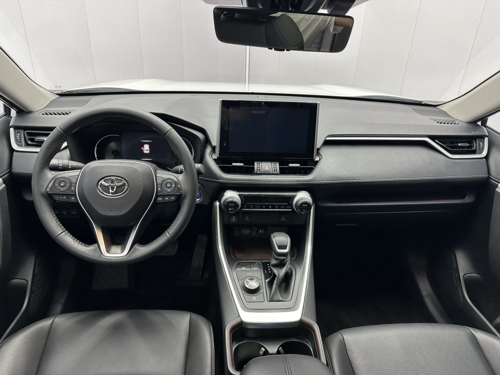 TOYOTA RAV4 RWD 2021 Twin Engine 2.5L E-CVT 4WD Flagship Edition - Huishida Trading