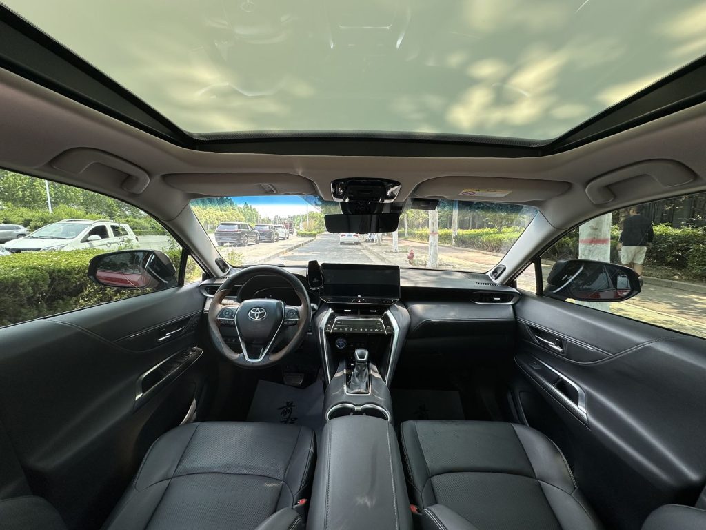 Toyota Venza 2022 Twin Engine 2.5LCVT 4WD Supreme Edition - Huishida Trading